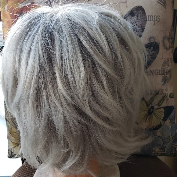 Wig, Pixie Style. - Picture 3 of 7